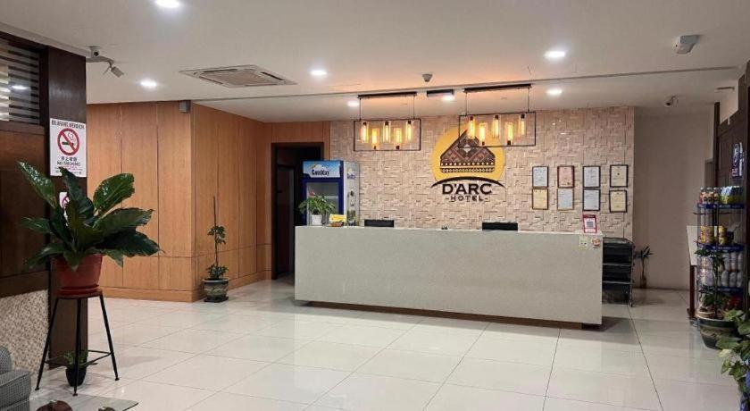D Arc Hotel Kota Kinabalu Exterior foto